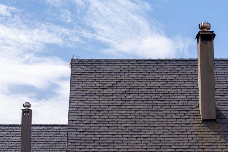 Pourquoi l'étanchéité de votre toiture à OLENDON est-elle si importante ?